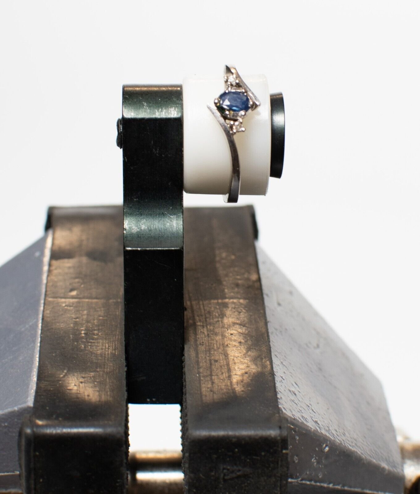 Inside-Ring-Holder-Engraving-Stone-Setting-Jewellery-Making-8-Collets-Vice-374555301608-2